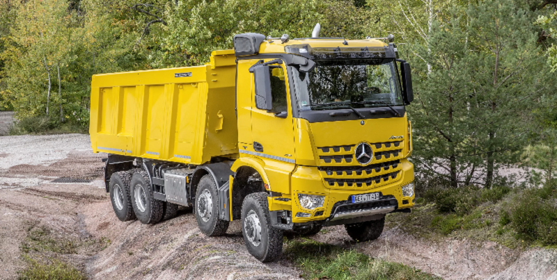 Mercedes-Benz Arocs контролирует расходы